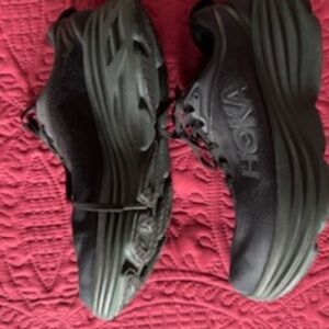 Hoka, black new , Bondi 8 , Excellent condition. size 12.5 2E